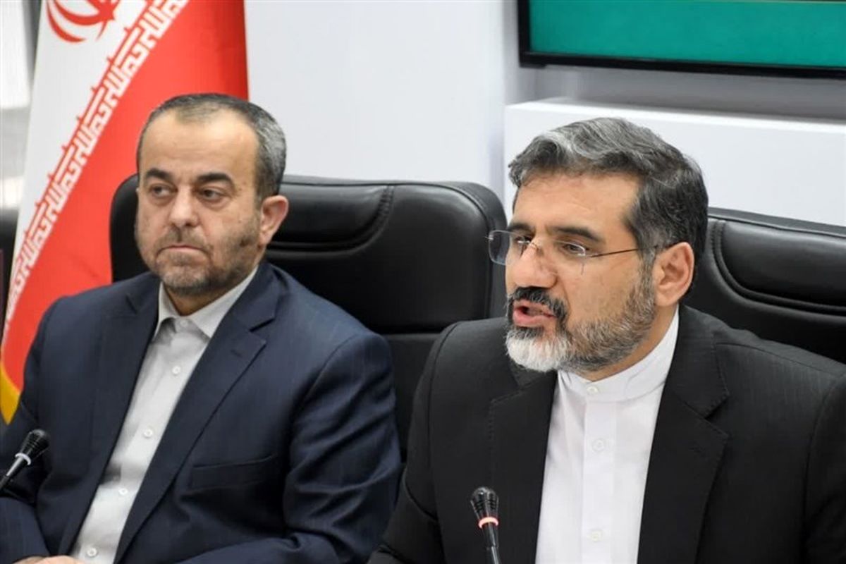 وزیر فرهنگ و ارشاد اسلامی در خراسان جنوبی