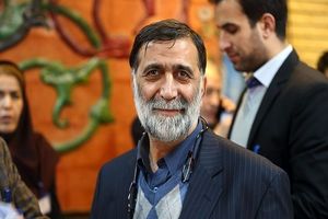 اسپانسر پوشاک استقلال، رسما اسپانسر تراکتورسازی هم شد