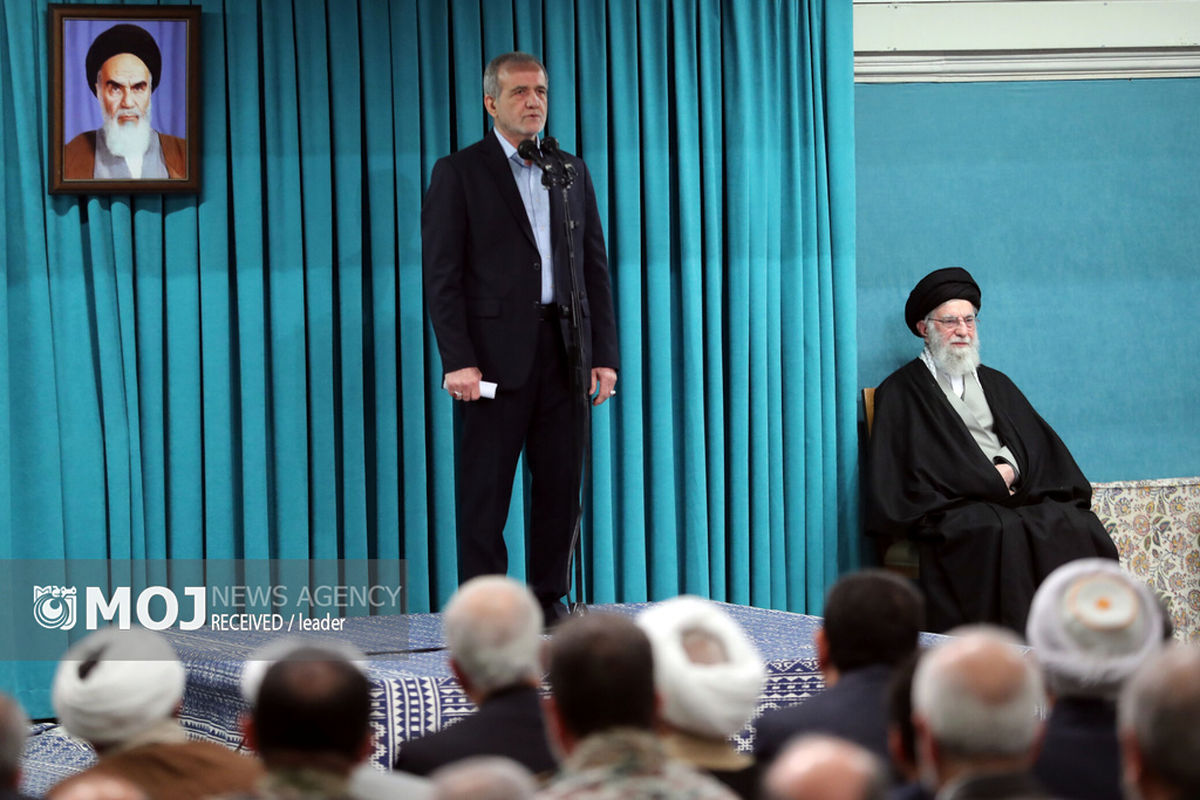 دیدار مسئولان و کارگزاران نظام با رهبر معظم انقلاب اسلامی