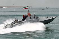 آغاز آیین آب و خاک مقاومت با برگزاری رژه شناوری صیادان مرزنشین