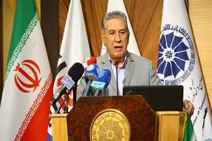 شرایط فعلی اقتصاد در شأن ملت ایران نیست