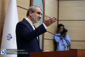 اخراج بولتون نشان از عدم موفقیت‌ های سیاست فشار ترامپ دارد