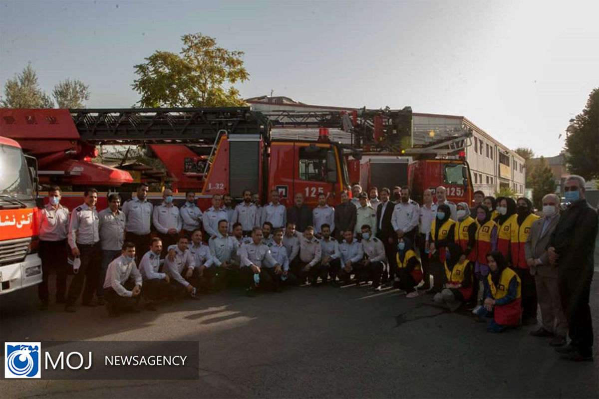 بازدید وزیر کشور از ایستگاه آتش نشانی حسن آباد