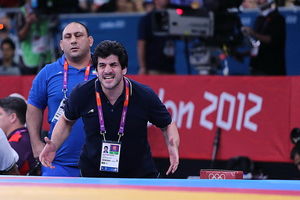 پیشنهاد به خادم برای قبول سرمربیگری در حضور وزیر ورزش