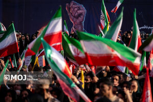 به همین خیال باشید که از پس قدرت قاره‌ای همچون ایران بربیایید! + فیلم