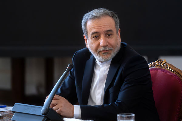 وزیر امور خارجه ورزش قهرمانی را ابزاری برای عزت ملی دانست