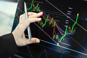 پایان معاملات امروز بورس با افزایش ۴۰۰۰ واحدی