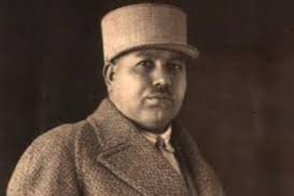 فرخی یزدی.