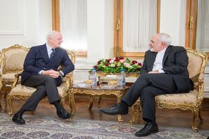  دیدار ظریف و نماینده سازمان ملل در امور سوریه در حاشیه اجلاس امنیتی مونیخ