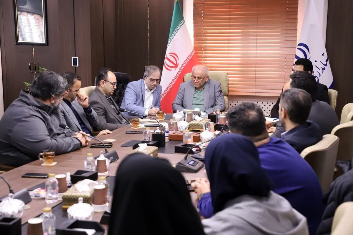 دیدار هیأت مدیره خانه مطبوعات مازندران با استاندار