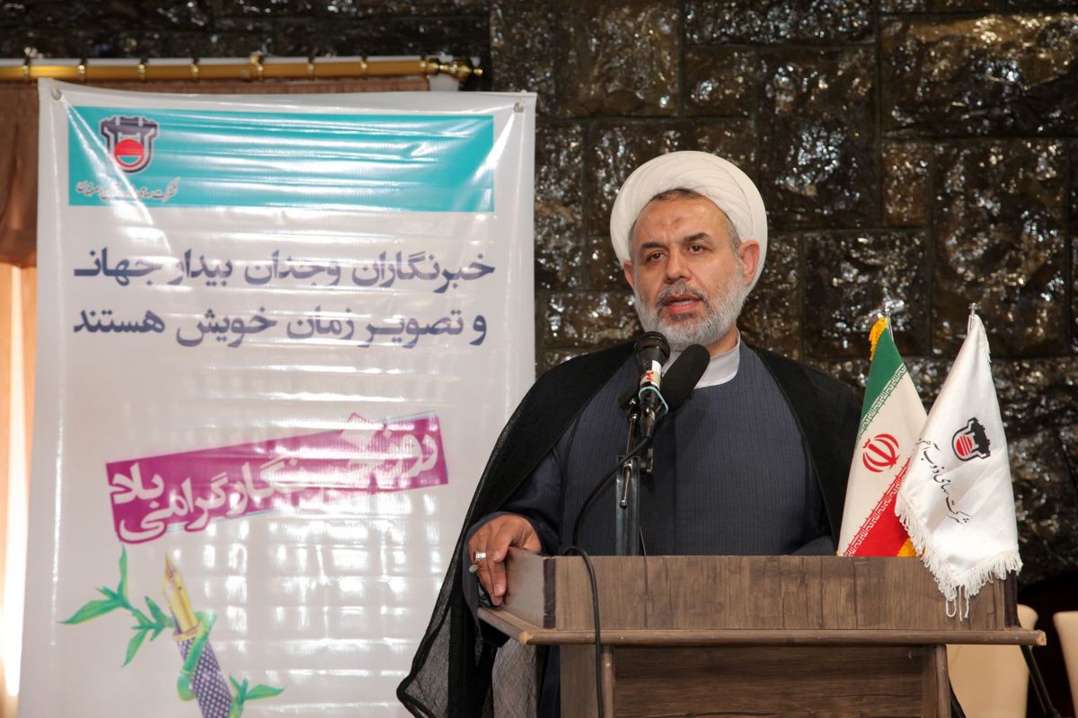 حجت الااسلام و المسلمین دکتر انصاری