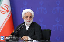 بازدید رئیس دستگاه قضا از دادگاه‌های تجدیدنظر استان کرمان در راستای توسعه دادرسی الکترونیک و سرکشی‌های قضایی