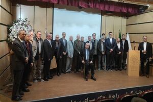 تجلیل از ۷۰ سال فعالیت هنری زادخیل، استاد بزرگ سازسازی ایران