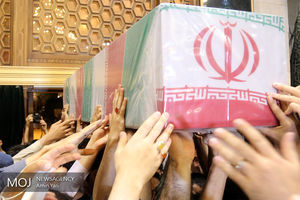 تکریم و تشییع ۴ شهید در حرم مطهر حضرت معصومه(س)