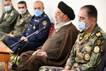 ارتش در کنار مردم زمینه پیروزی انقلاب را رقم زد