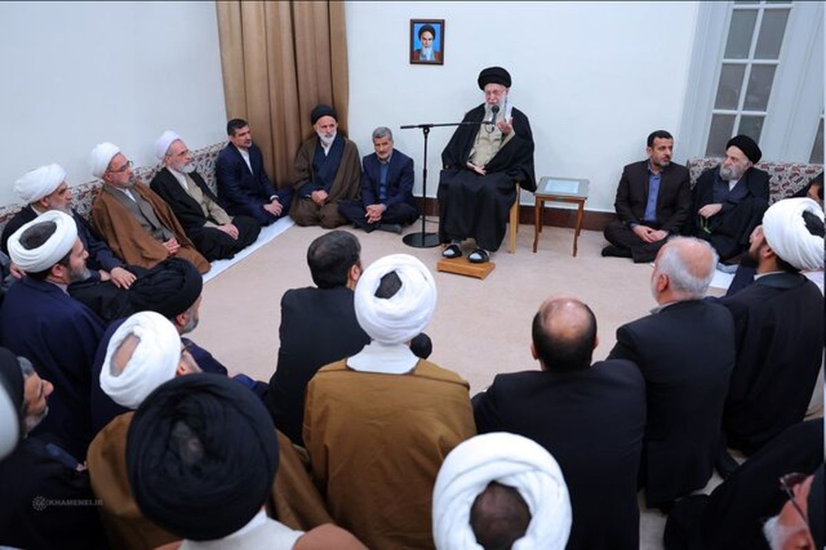 رهبر انقلاب