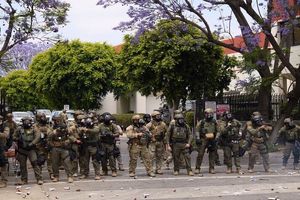 ترامپ در حال اعزام ۲۰۰۰ نیروی گارد ملی به لس‌آنجلس است 