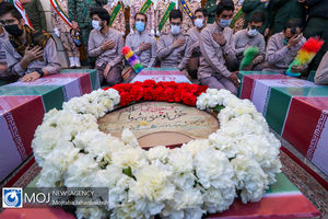  گلستان شهدای اصفهان منور به عطر حضور 2 شهید گمنام