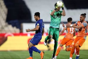 نتیجه بازی استقلال و سایپا در نیمه نخست