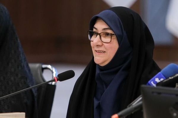 بانوان فوتبالیست ثابت کردند عرق ملی به میهن قابل معامله نیست