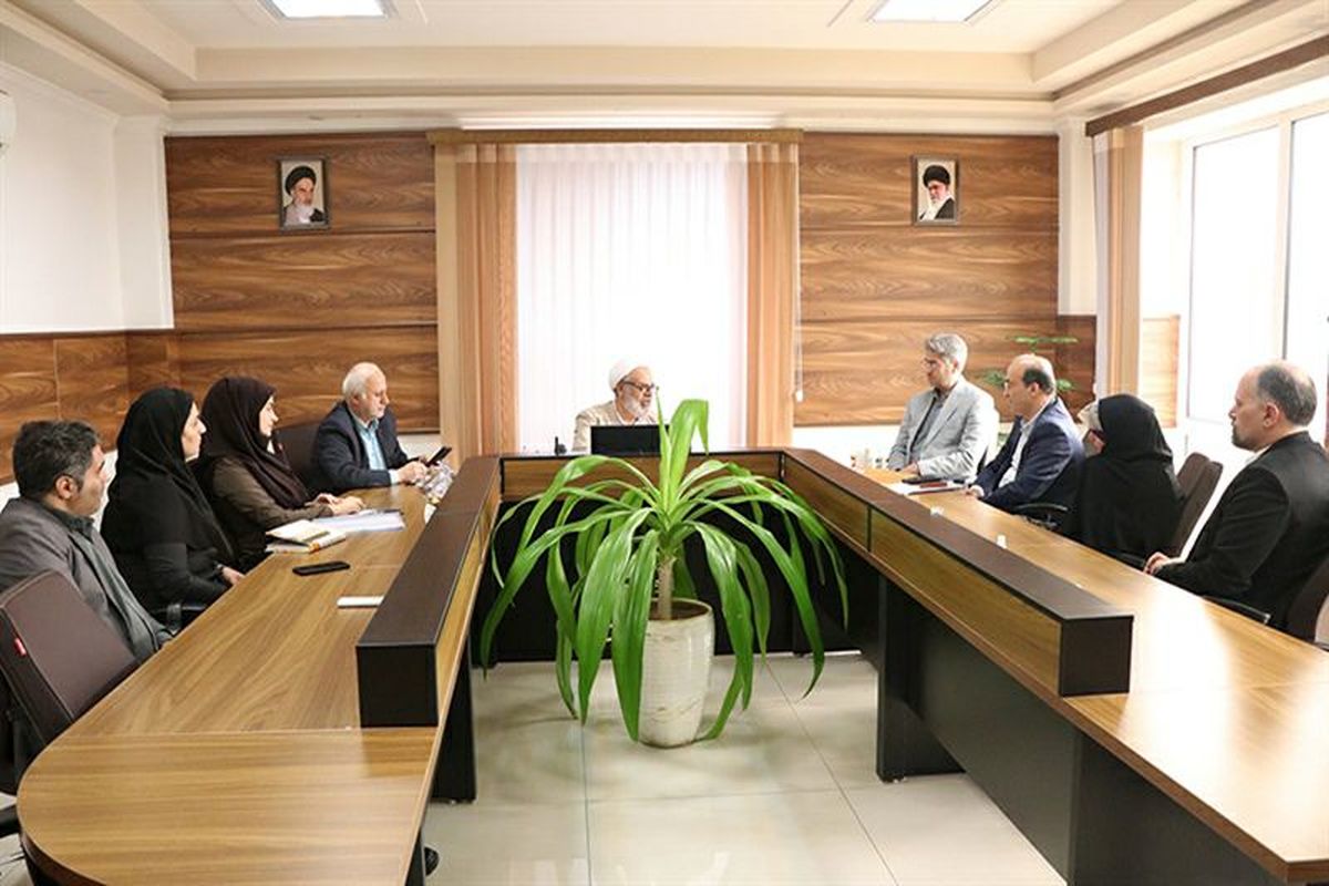 نشست رییس کل دادگستری استان گیلان و اعضای کمیته حقوقی