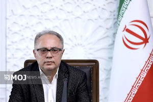 معاون پارلمانی رئیس جمهور فرارسیدن روز جمهوری اسلامی را تبریک گفت