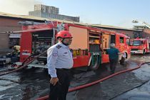 آتش‌سوزی کارخانه لبنی در تهران ۱۰ نفر مصدوم داشت