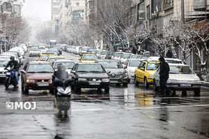 بارش باران و برف در اکثر جاده‌های مواصلاتی کشور ادامه دارد