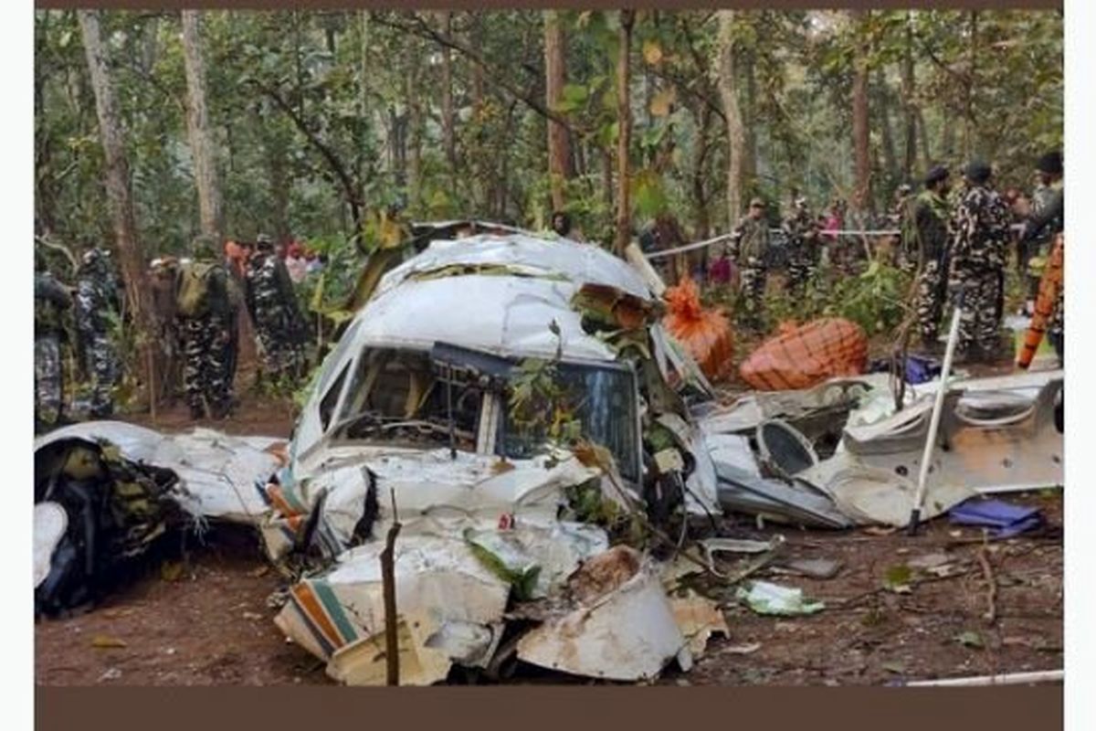 سقوط هواپیما