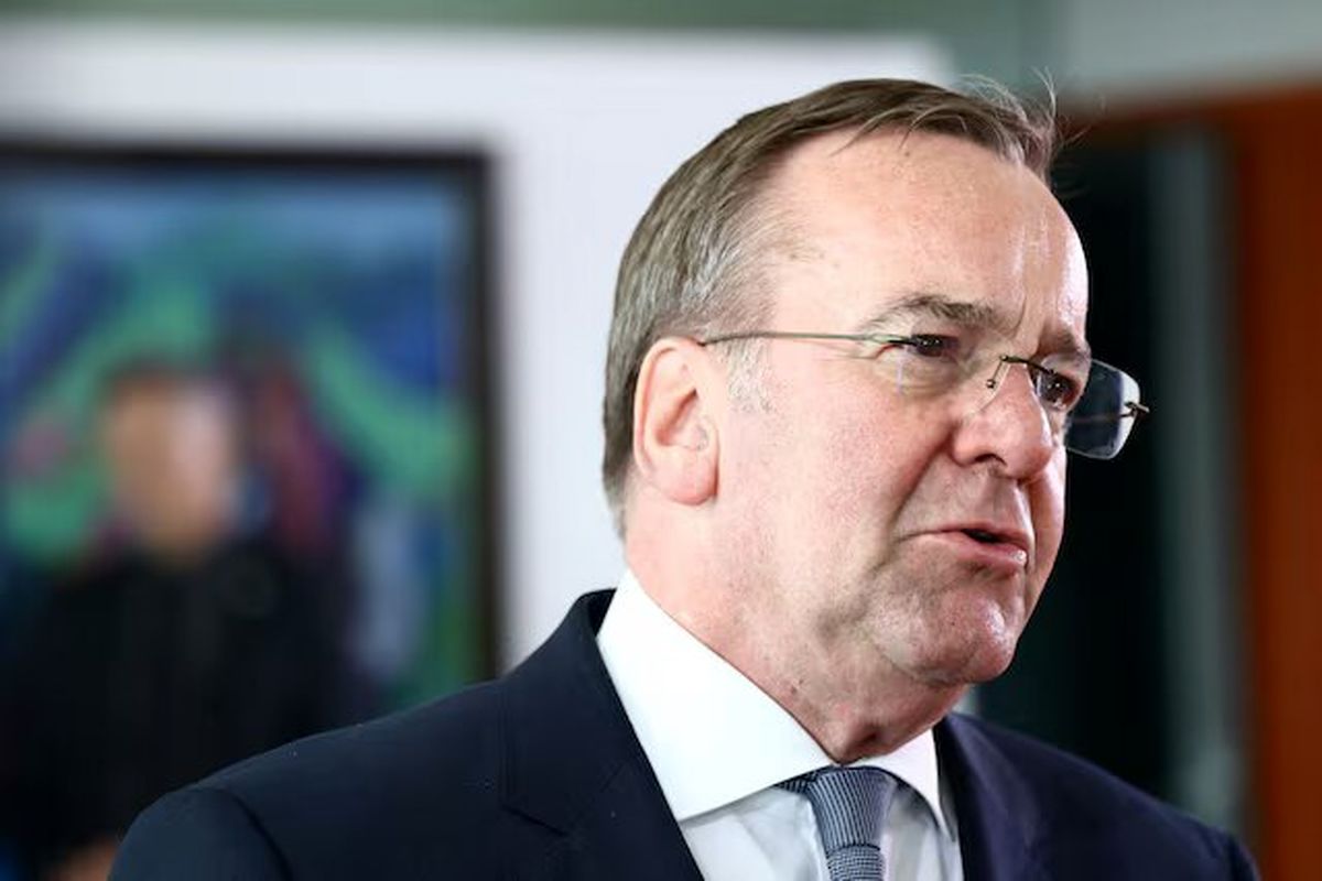 وزیر دفاع آلمان