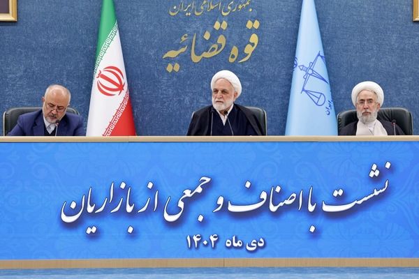 دغدغه بازاریان ما همواره دغدغه دین و اعتلای کشور بوده است