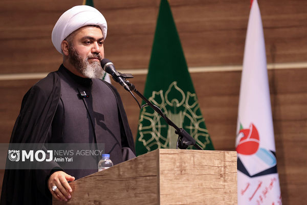 امروز زمان بازنمایی ضعف‌های کشور نیست/ نباید میدان را به دشمن واگذار کرد