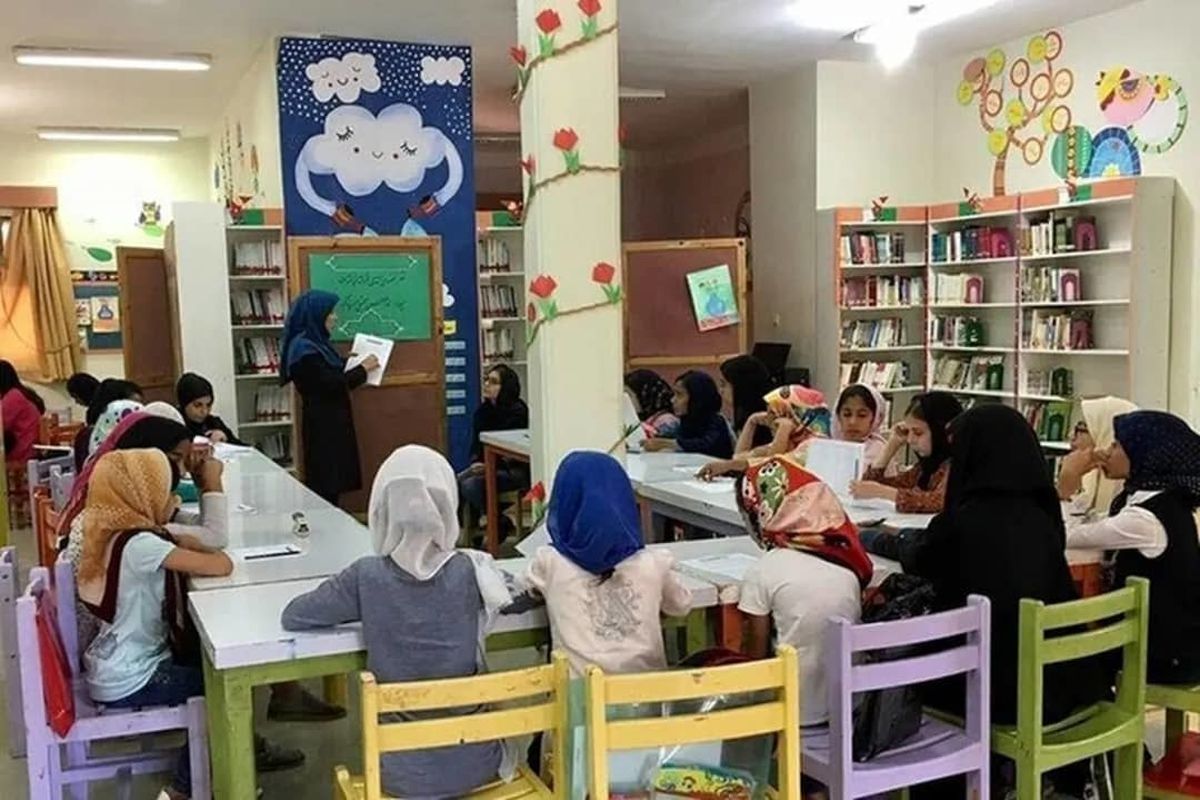 کانون پرورشی کودکان و نوجوانان 