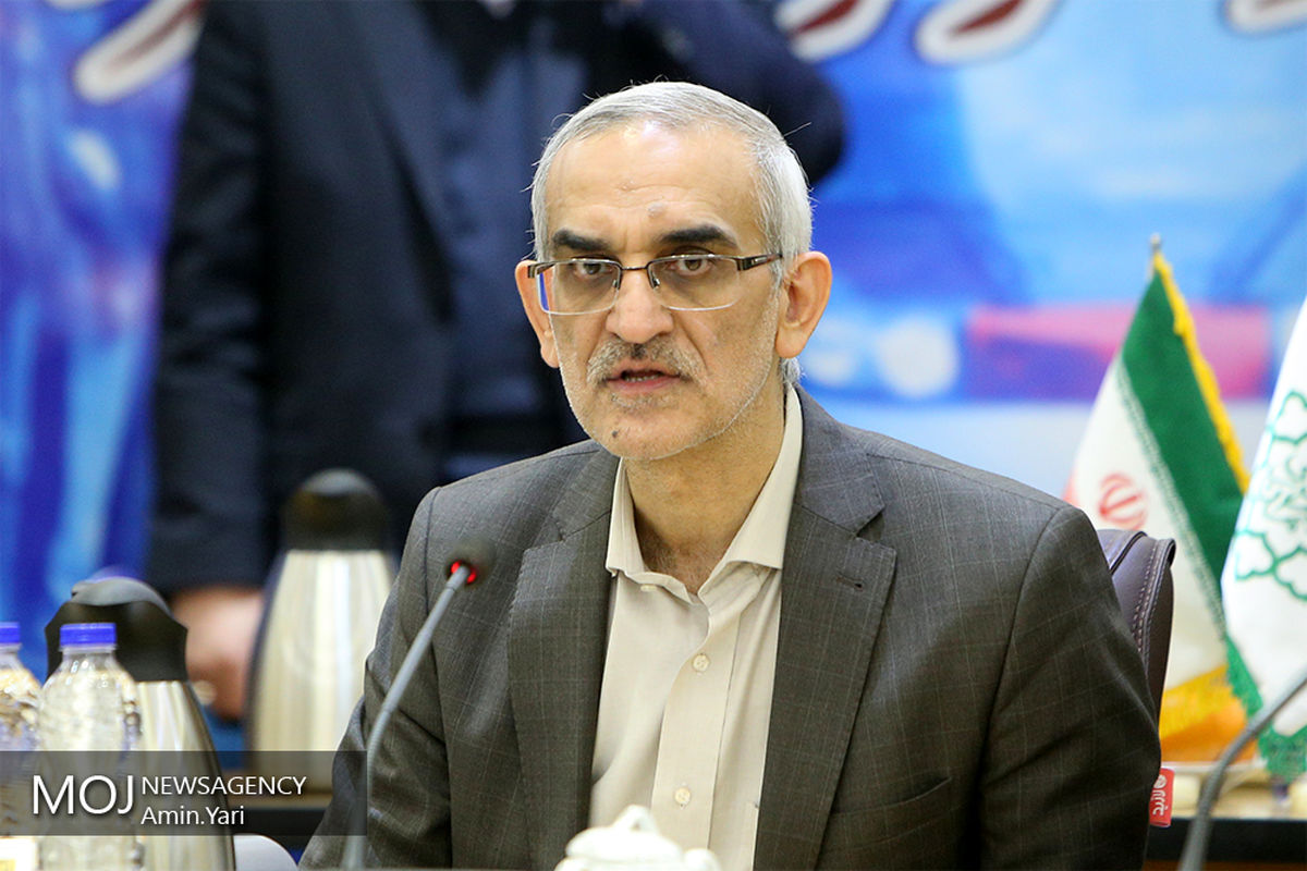 امضای قرارداد تامین قطارهای خط 7 متروی تهران/ پورسیدآقایی