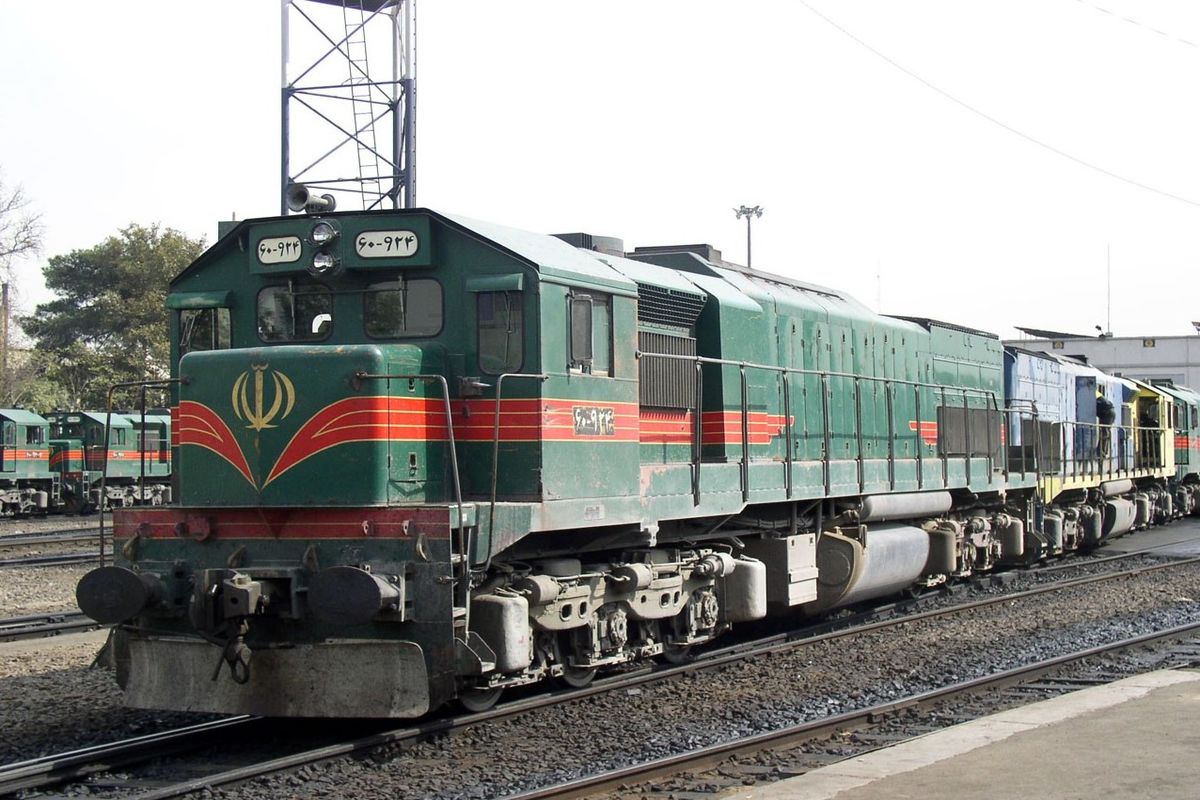 تخلیه و بارگیری کالا با خطوط ریلی