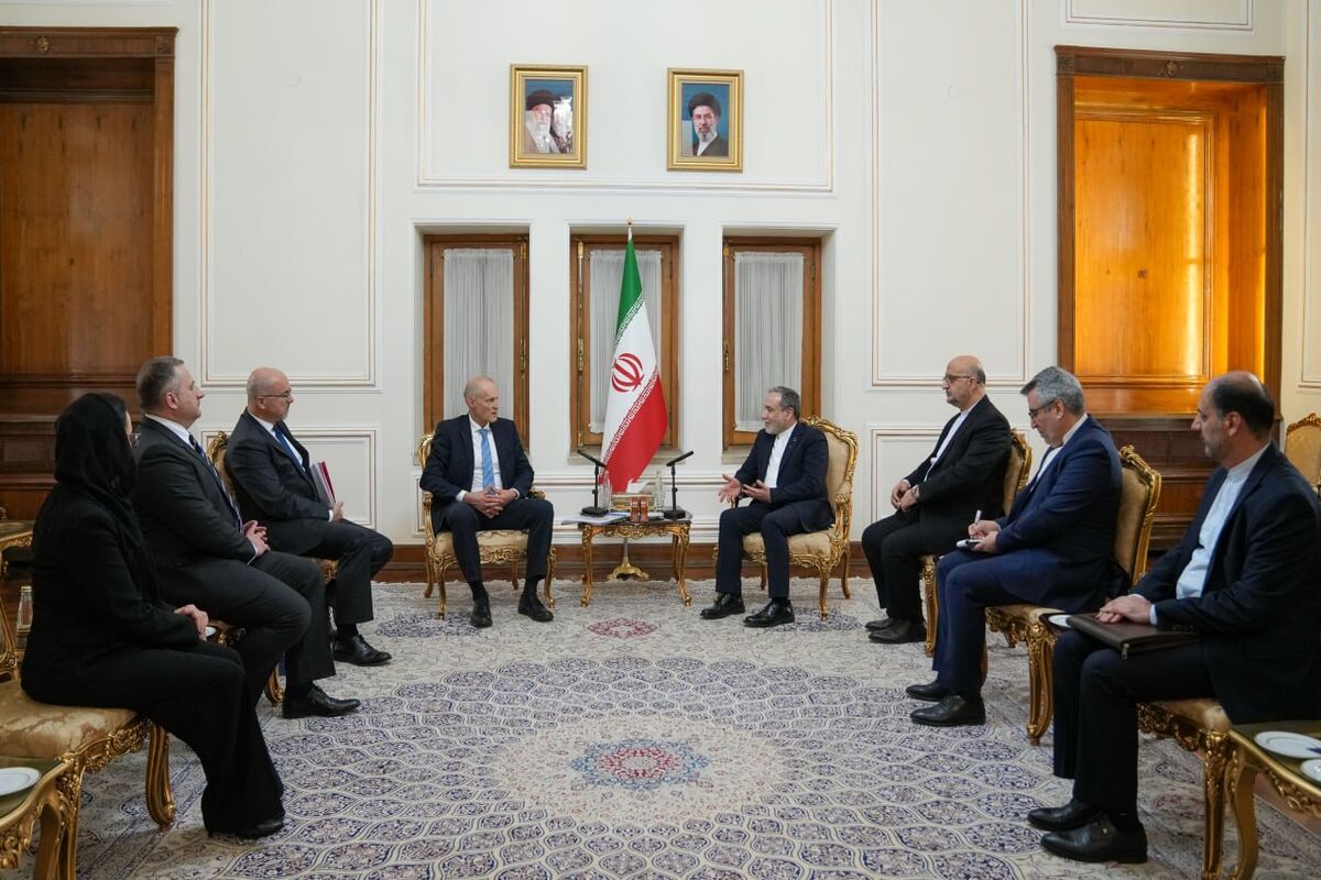 ایران و لهستان