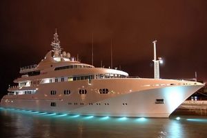 «پیانو لند»، نخستین کشتی تفریحی حلال جهان از مالزی حرکت می‌کند