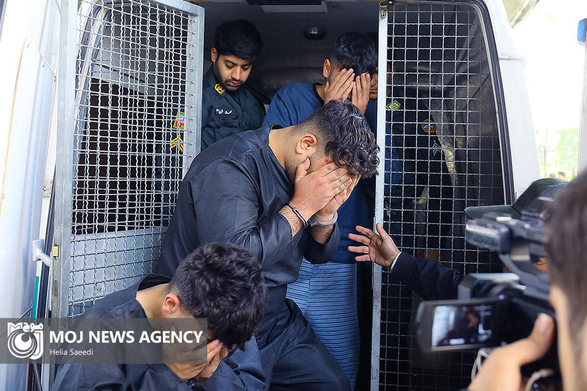 بازسازی صحنه زورگیری در بزرگراه صدر