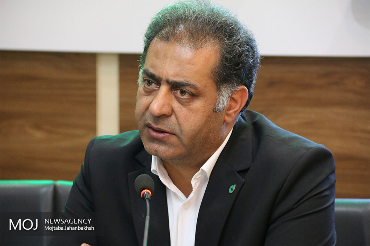 نشست خبری مدیر عامل بانک مهر ایران در اصفهان