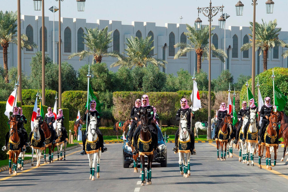 سفر نخست وزیر ژاپن به عربستان