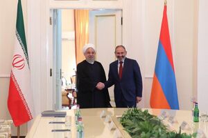 دیدار و رایزنی روحانی با نخست وزیر ارمنستان