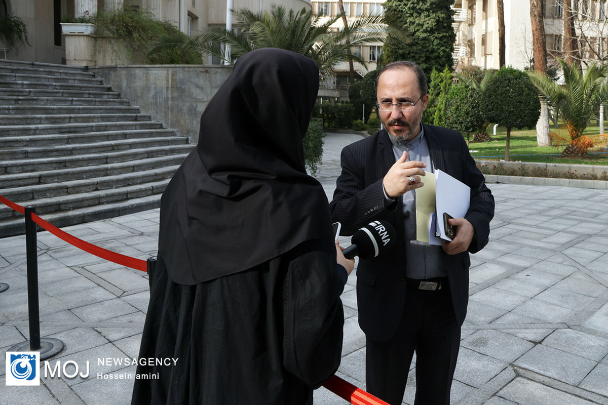 حاشیه جلسه هیات دولت - ۲۰ دی