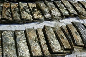 کشف 140 کیلو حشیش در بار بادمجان