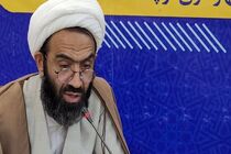 دشمن برای تحریف وقایع دوران انقلاب کمر همت بسته است