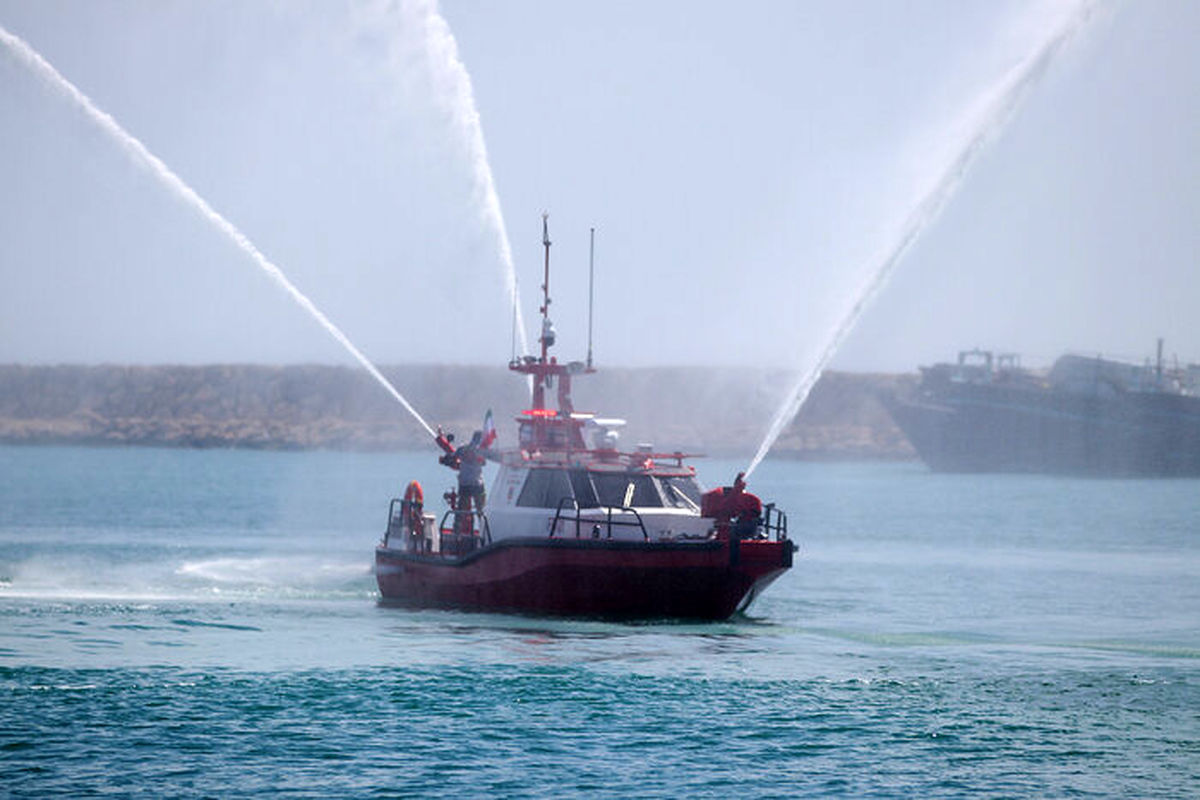 شناور آتش خوار 