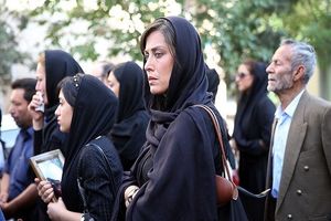 مهتاب کرامتی خود را به هر دو مراسم تشییع رساند