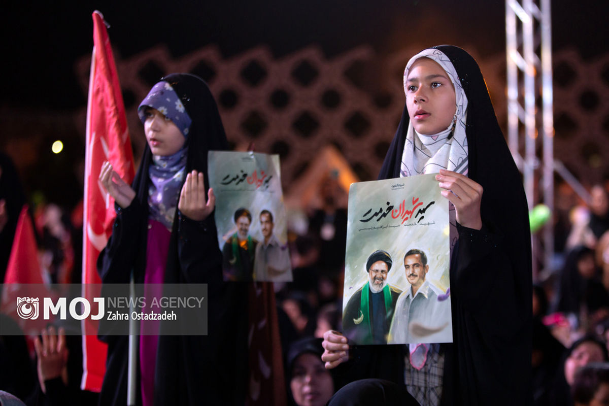 مراسم هفتمین روز شهادت شهیدان خدمت