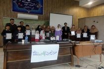 تجلیل از معلمان و دانش آموزان پژوهنده آموزش و پرورش تولمات 