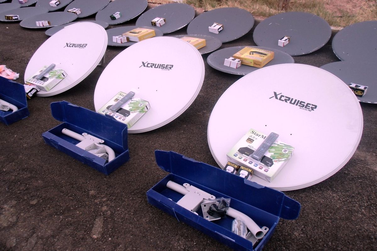 تجهیزات ماهواره