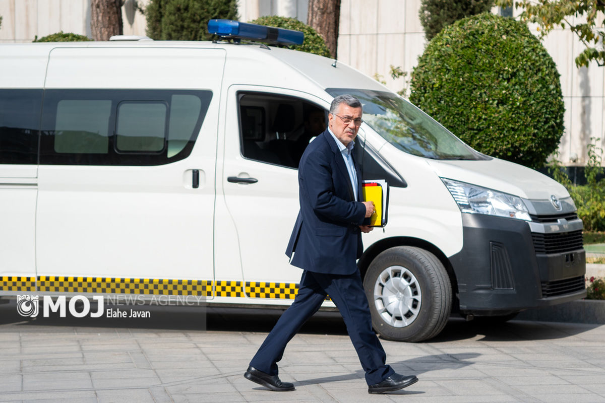 اعضای هیات دولت در جمع خبرنگاران